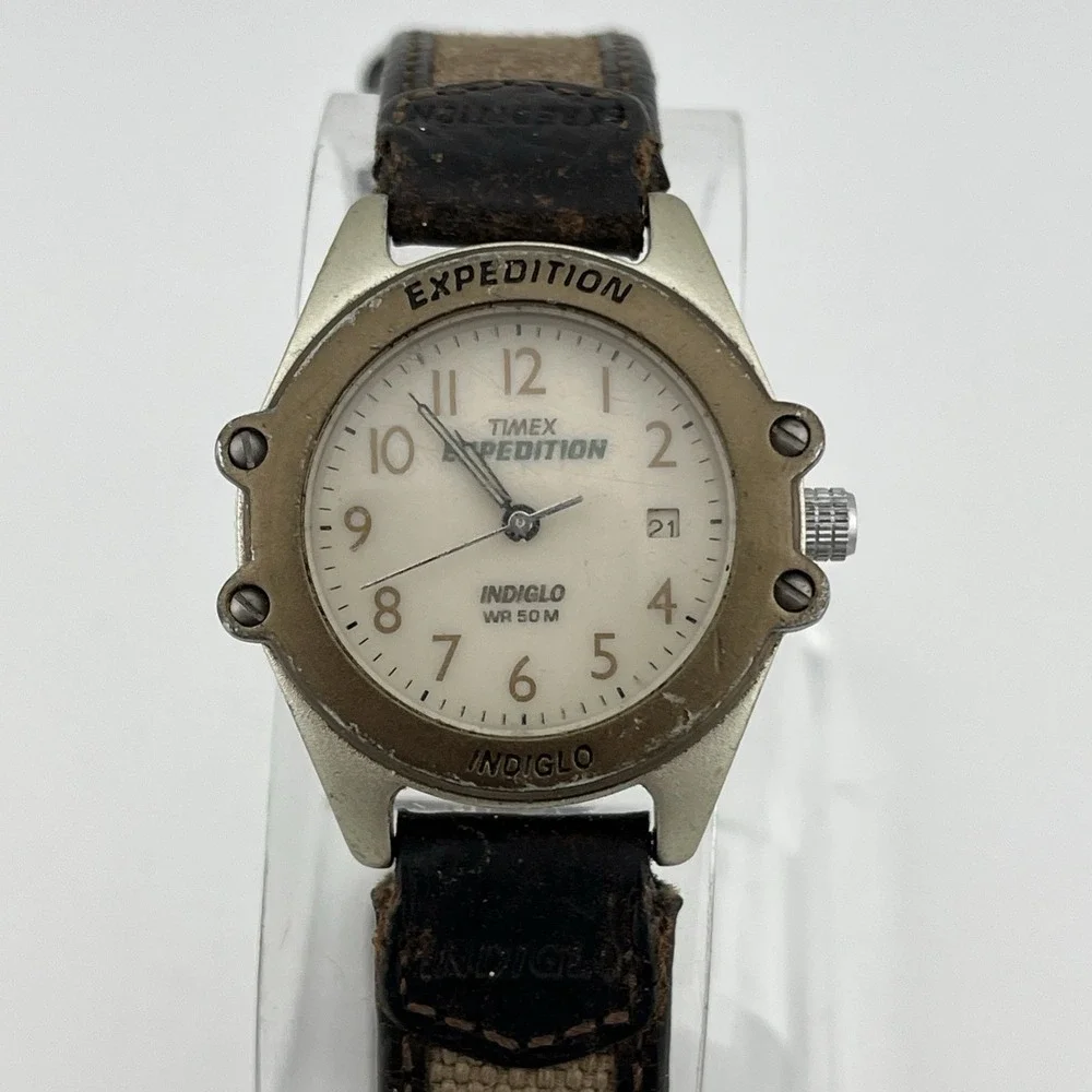 Vtg Timex Expedition‎ Watch Women Indiglo 32mm Gold Tone Leather- New Battery